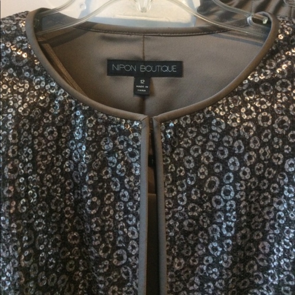 Albert Nipon sequined jacket and silky tank